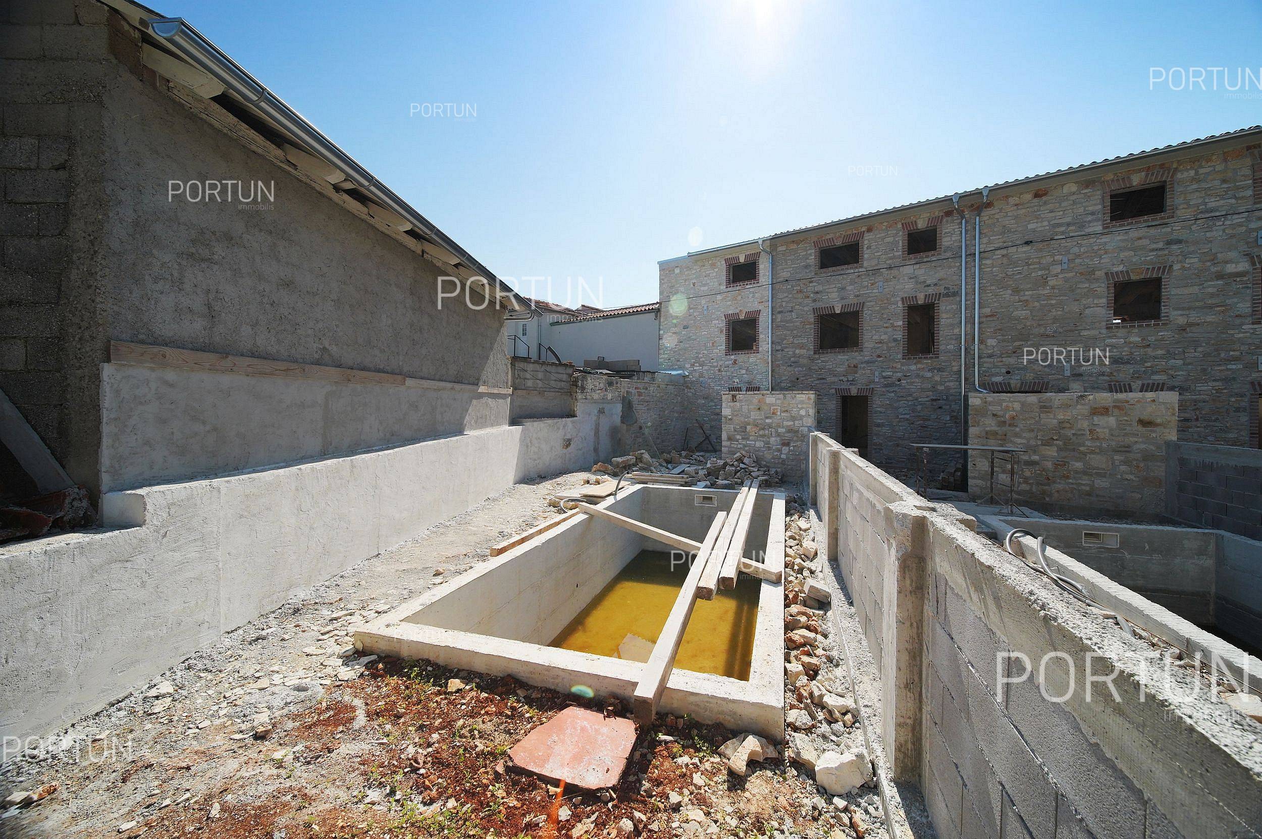 House for Sale in Svetvinčenat - 20764 - 02