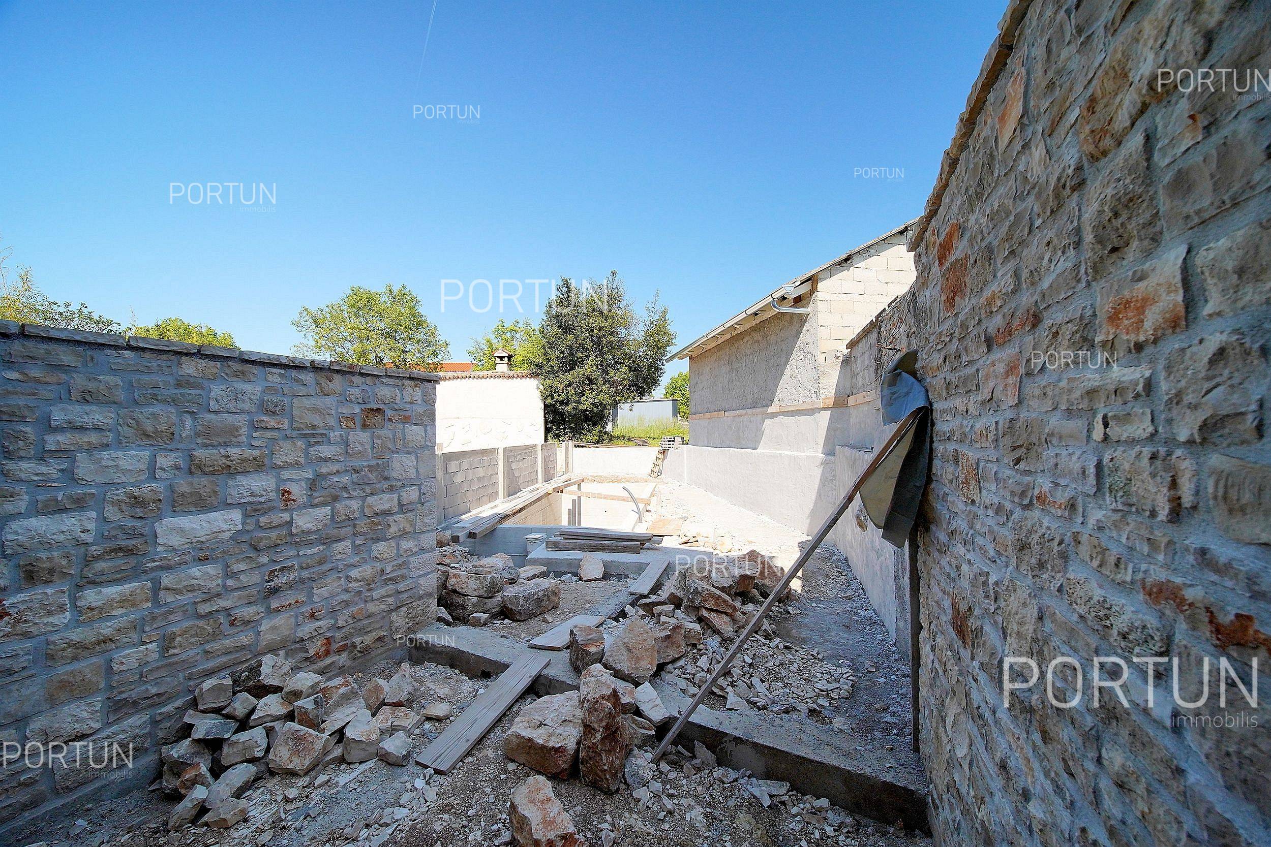 House for Sale in Svetvinčenat - 20764 - 03