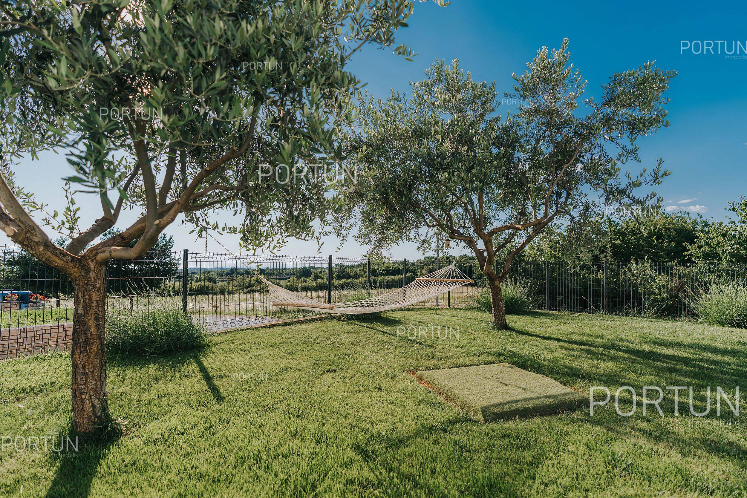 Kuća na prodaju Višnjan - 20765 - 03