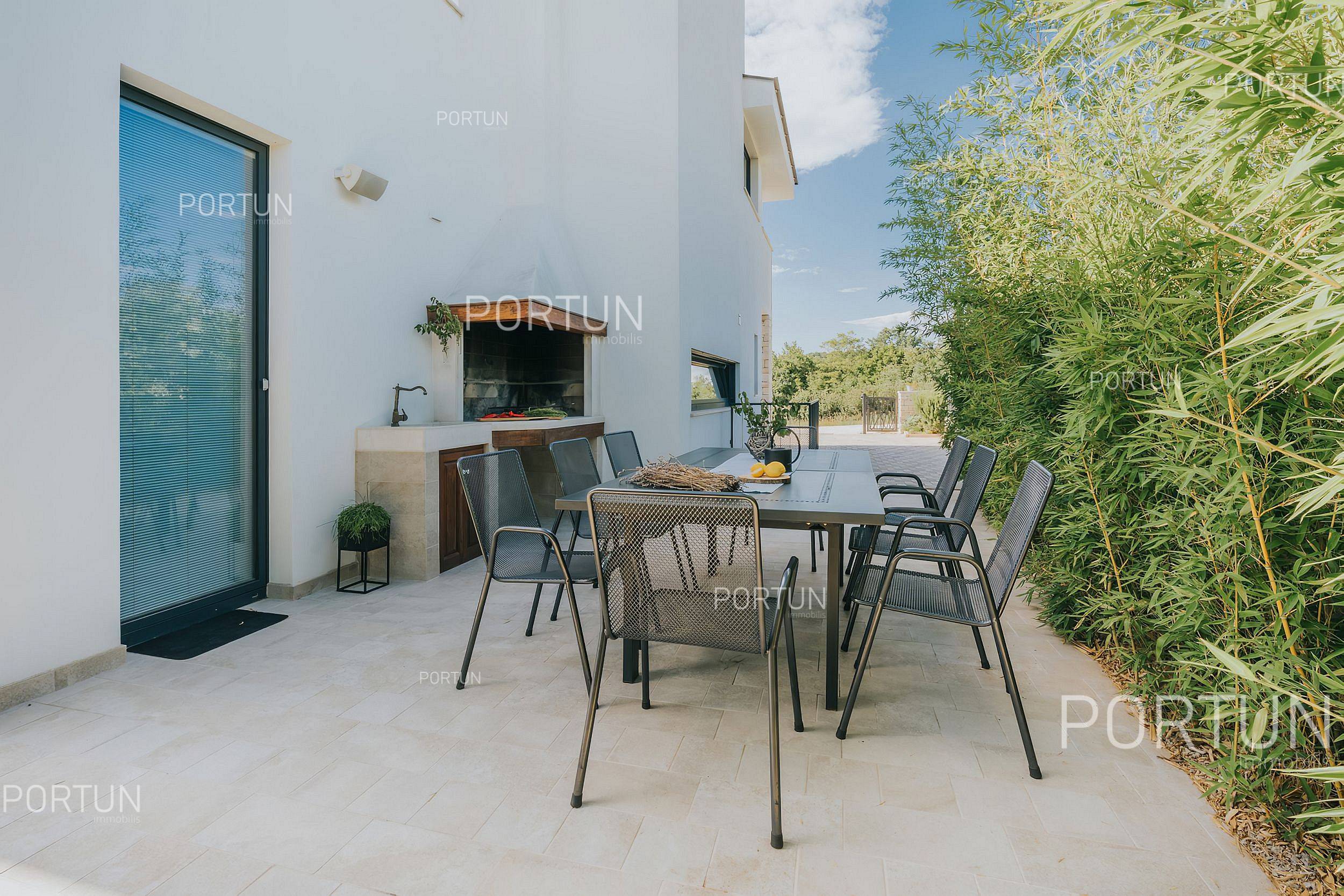 Kuća na prodaju Višnjan - 20765 - 05