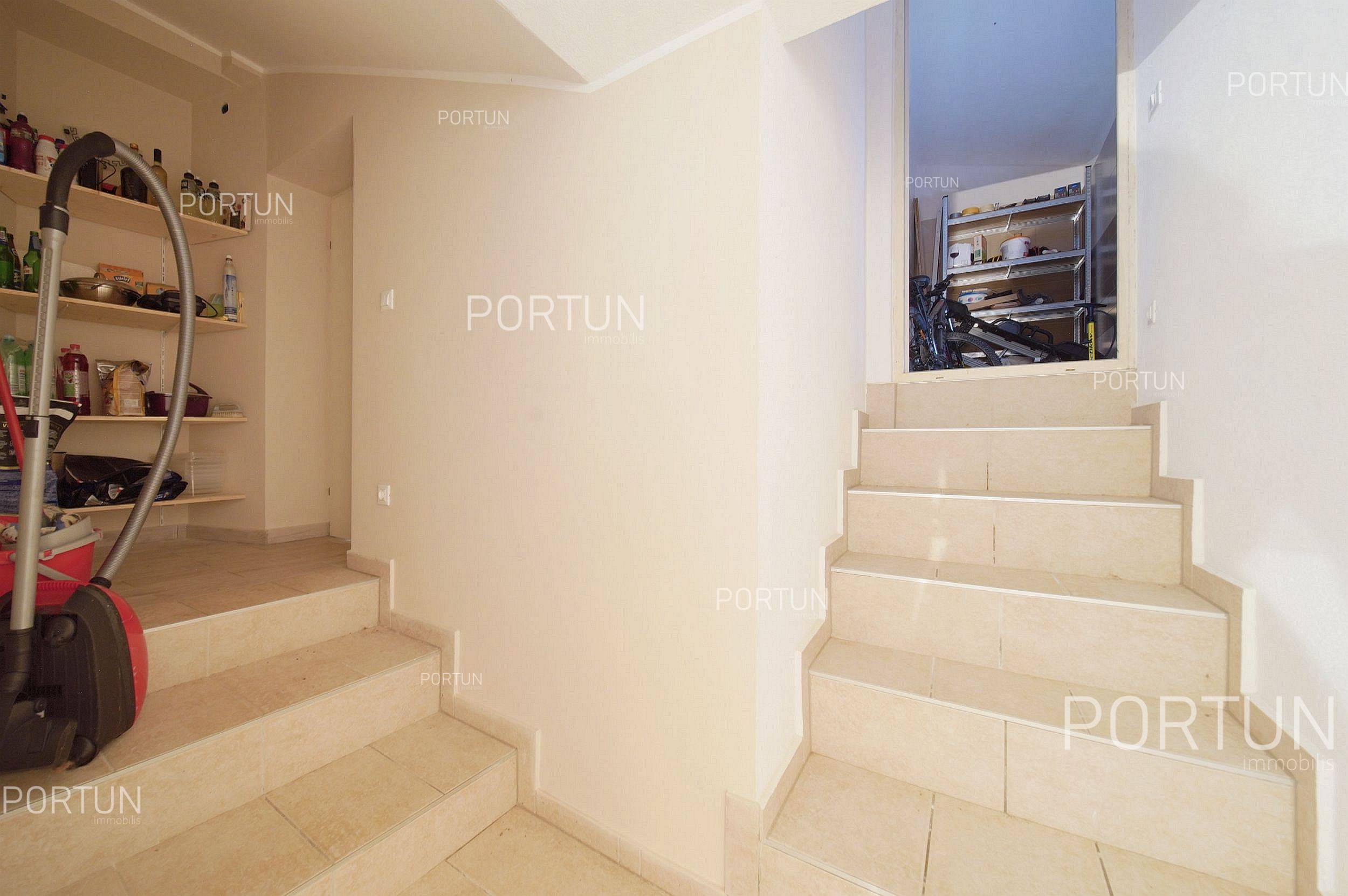 House for Sale in Barban - 20782 - 24