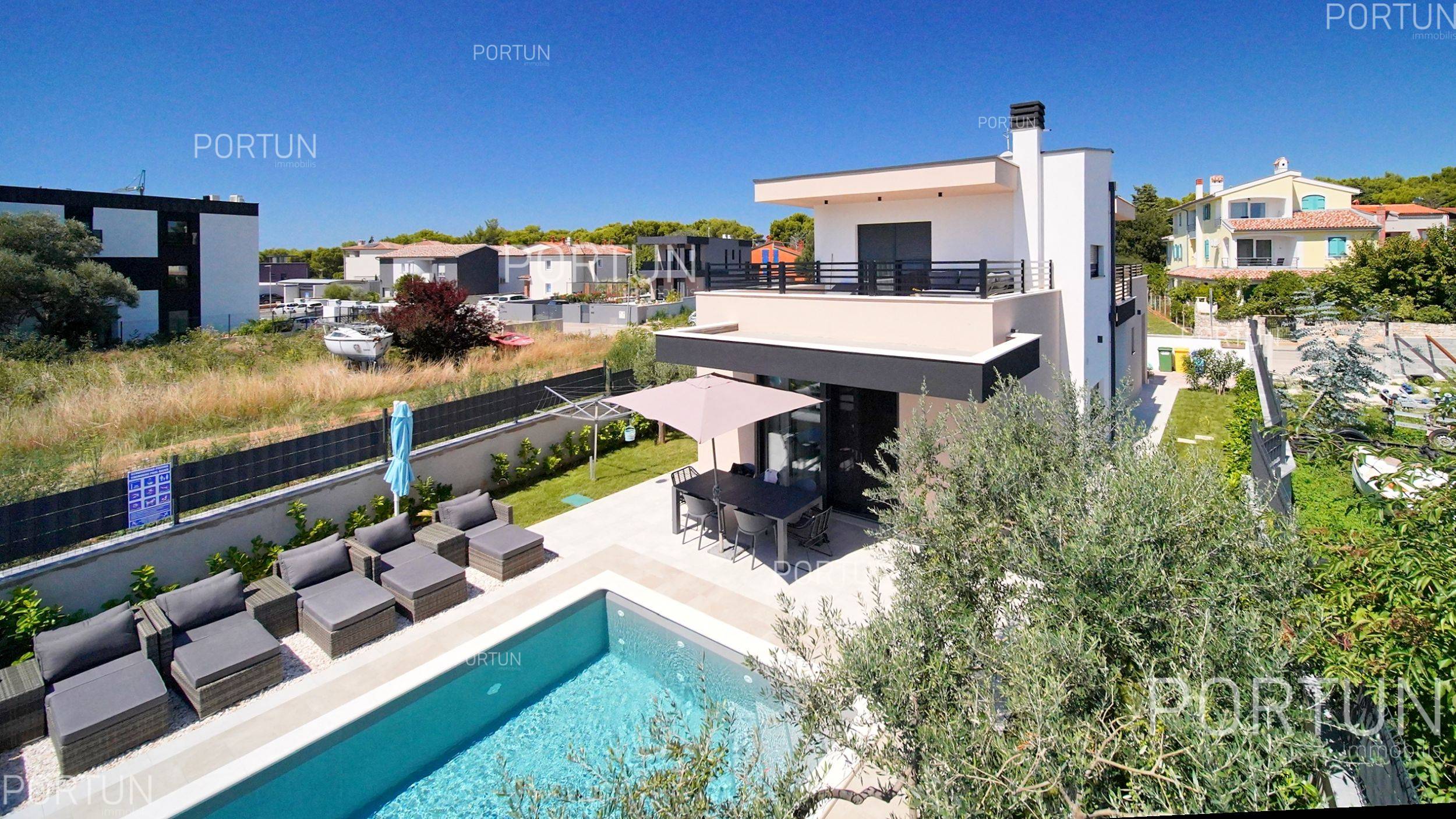 House for Sale in Pula - 20785 - 02