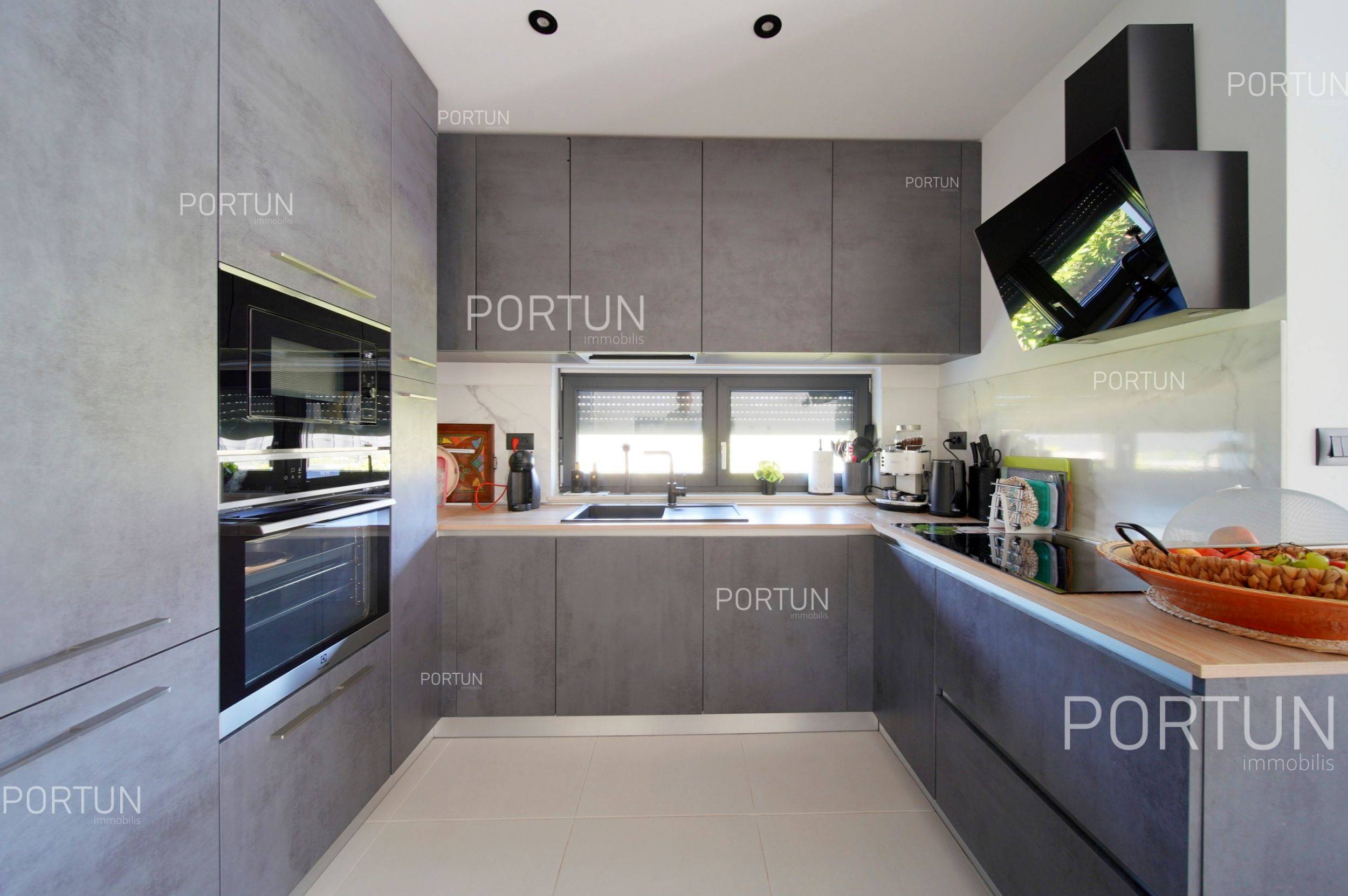 House for Sale in Pula - 20785 - 20