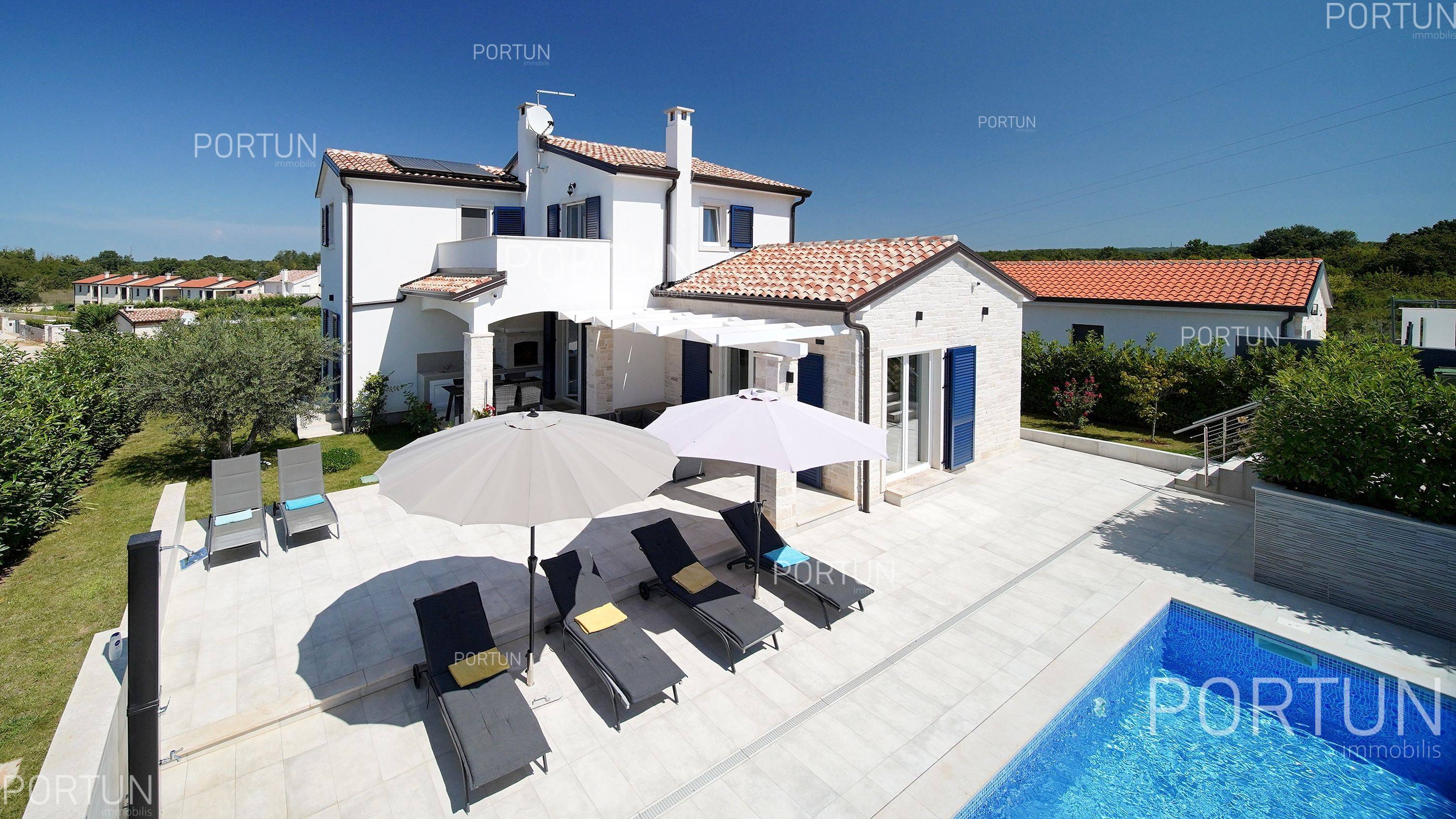 Kuća na prodaju Poreč - 20787 - 02