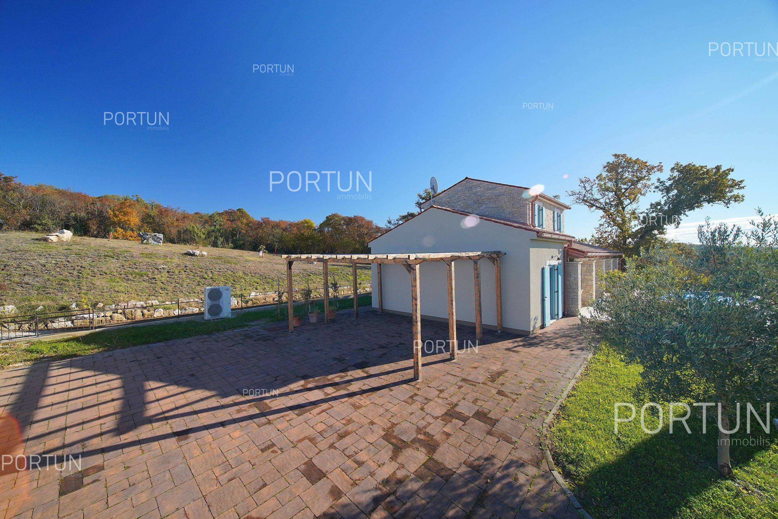 Kuća na prodaju Umag - 20810 - 06