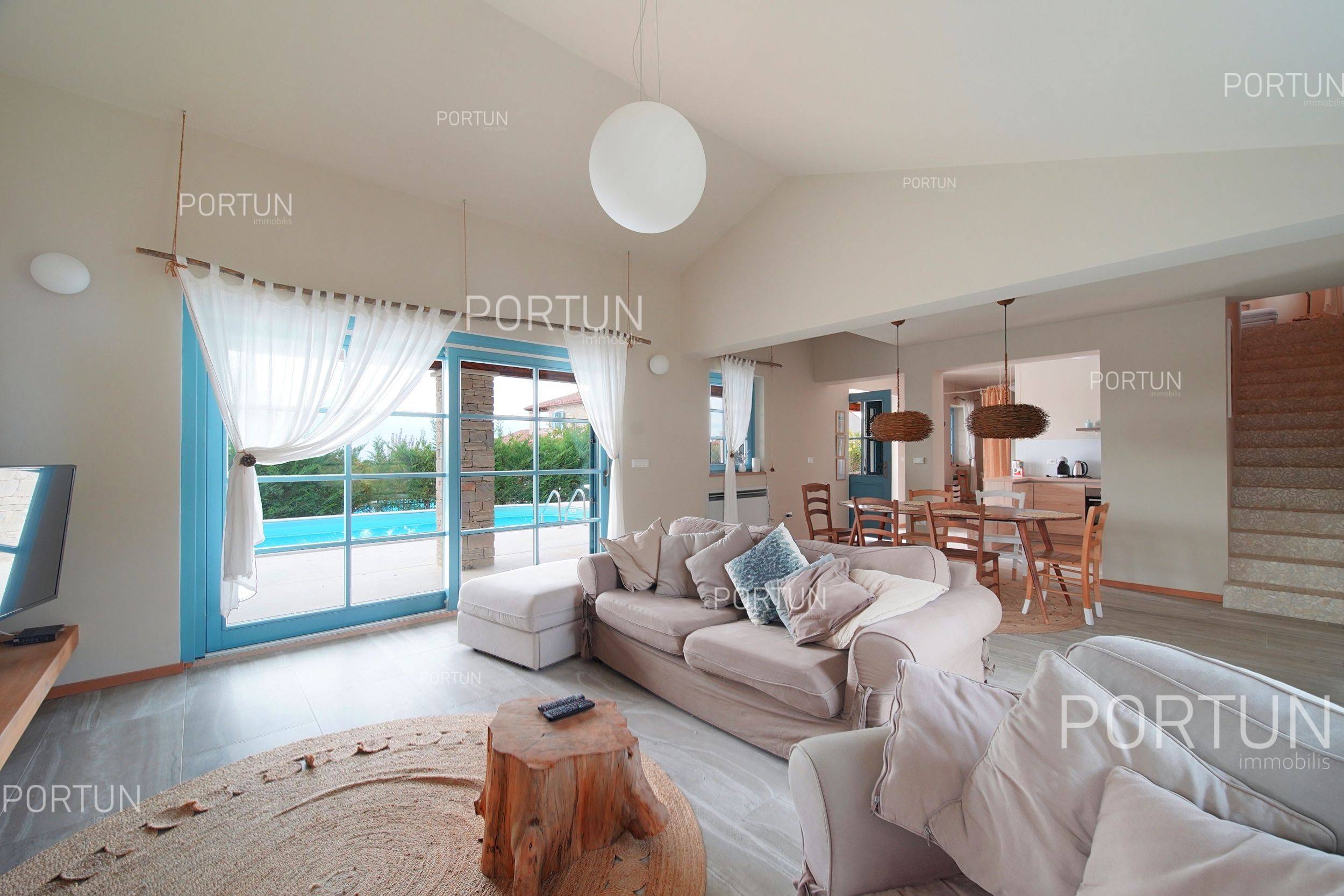 Kuća na prodaju Umag - 20810 - 09