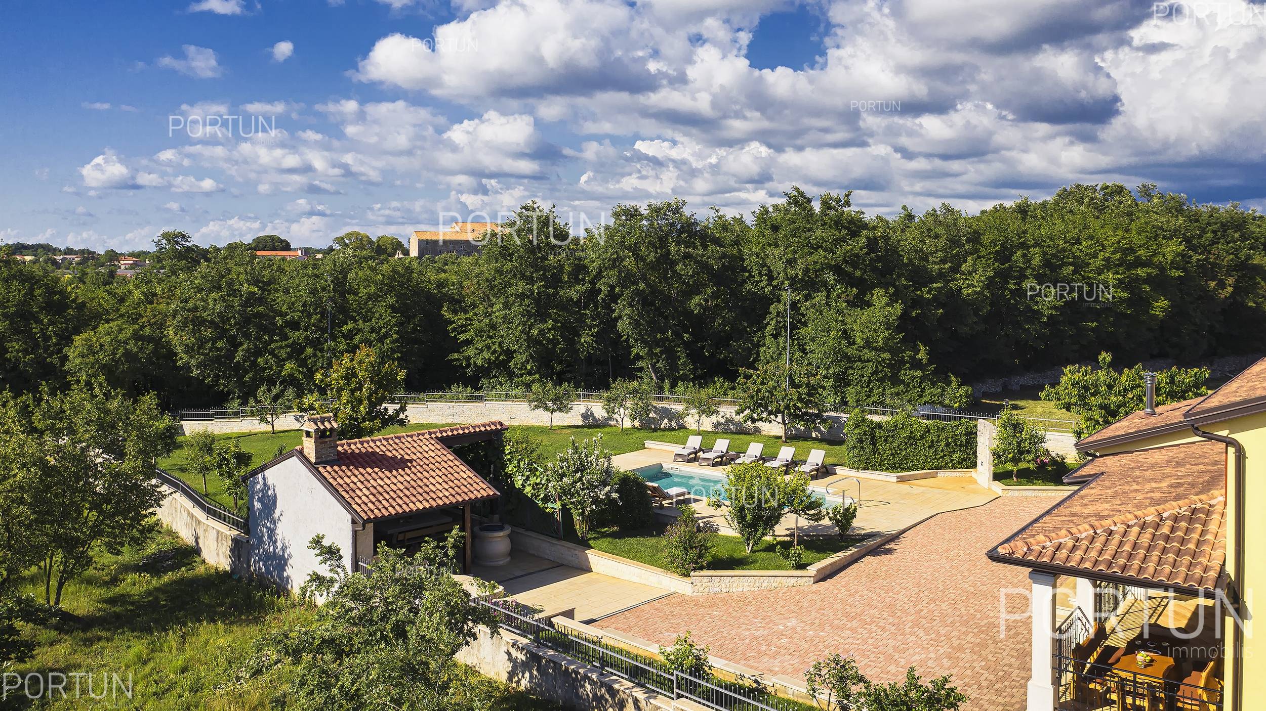 House for Sale in Žminj - 20813 - 42