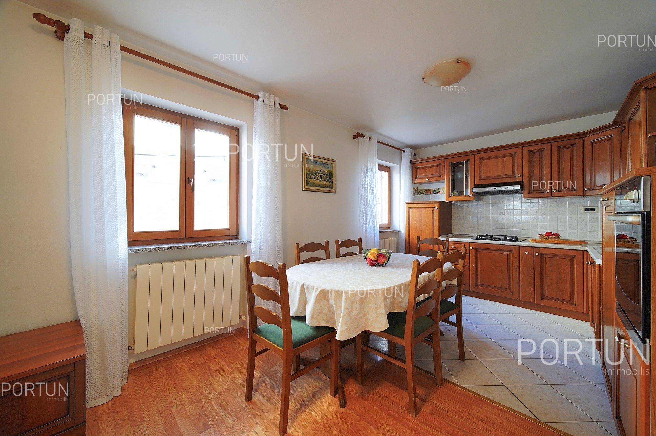 Kuća na prodaju Bale - 20822 - 12