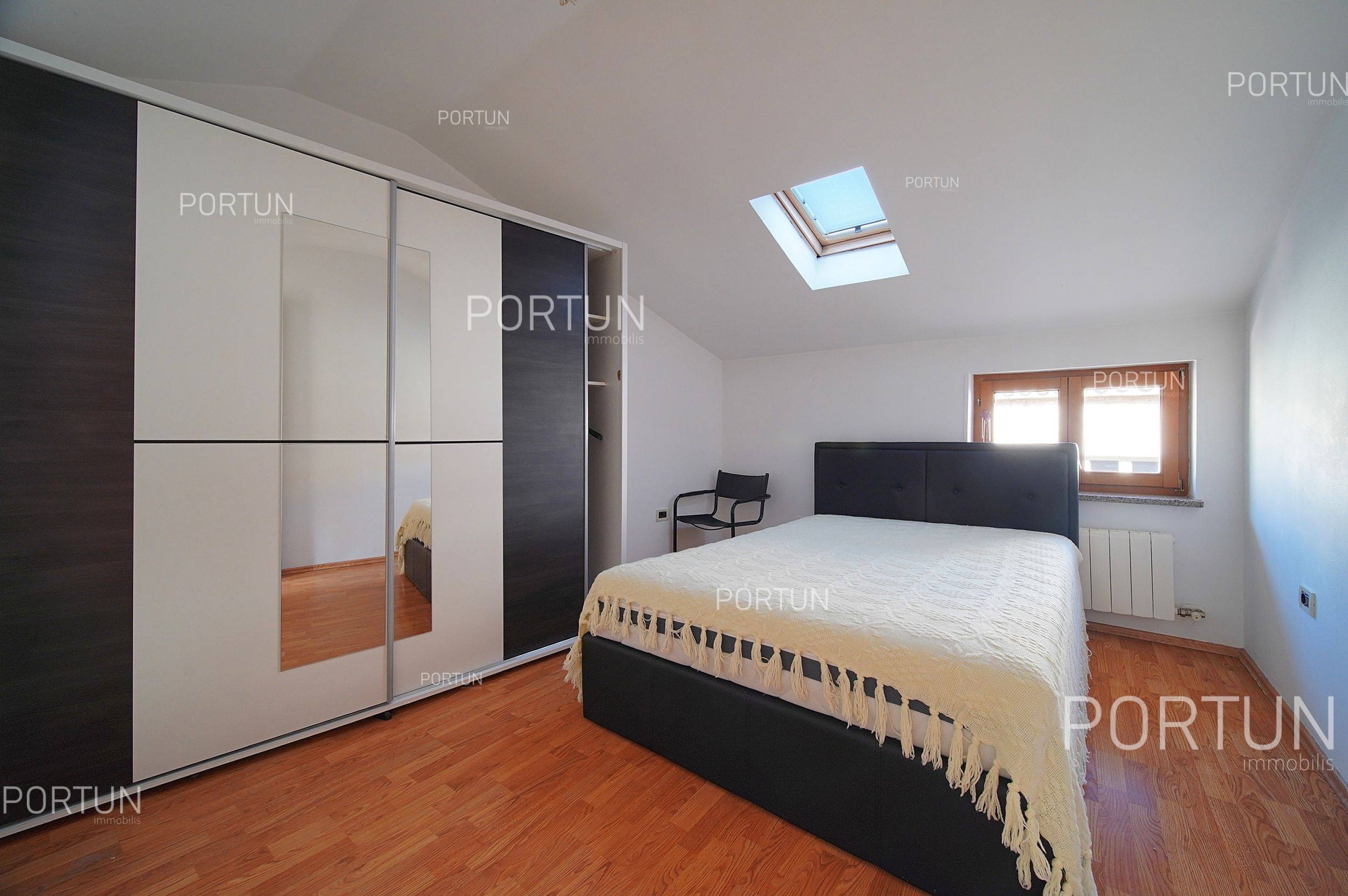 Kuća na prodaju Bale - 20822 - 20