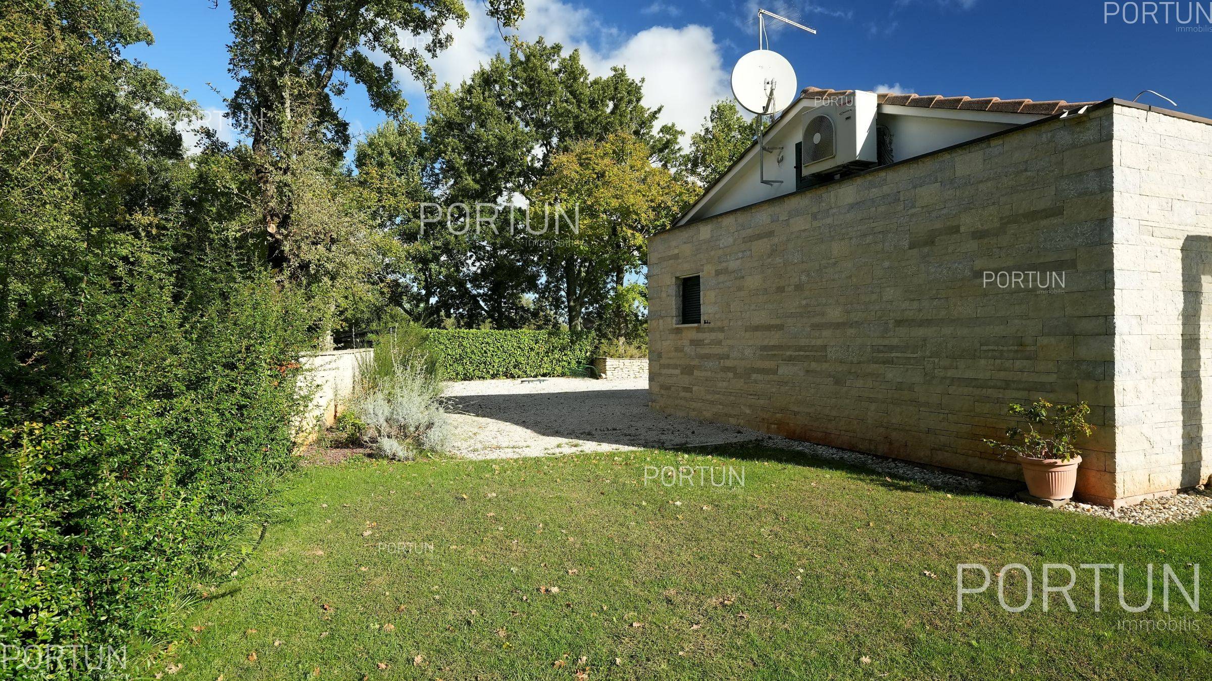 Hiša naprodaj v Sveti Lovreč - 20854 - 16