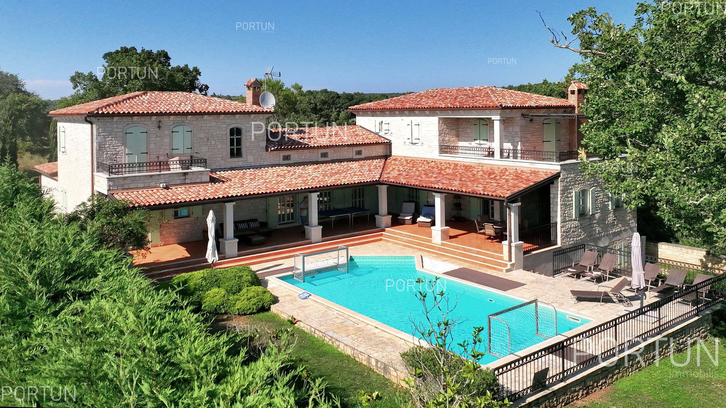 Kuća na prodaju Poreč - 20780 - 02