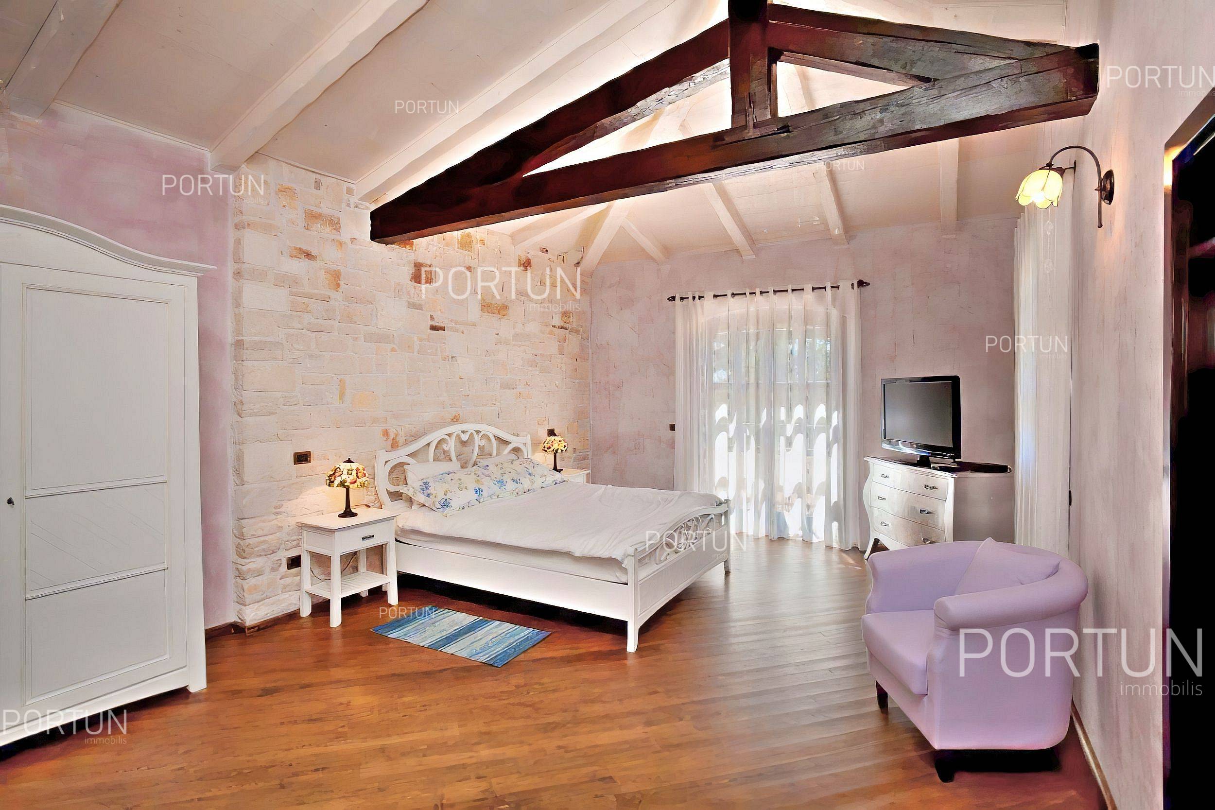 Kuća na prodaju Poreč - 20780 - 30